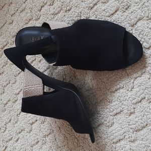 Franco Sarlo. HeeledMule